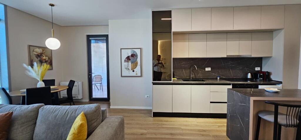 🏢 Super Luxurious Apartment 1+1 Vollga, Durrës