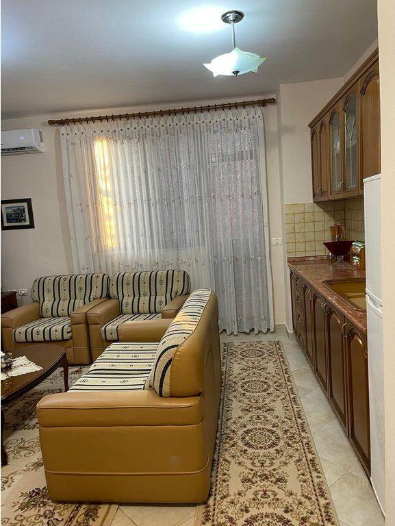 Appartamento 2+1 con 2 balconi in affitto – Ex Campo di Aviazione, vicino al Palazzo del Telebingo! 600 € /Mese