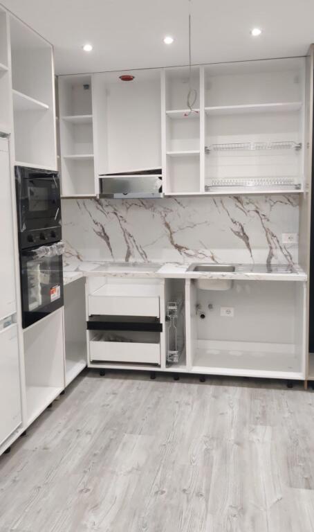 🏡 Jepet me qira apartament 1+1 ne Astir!