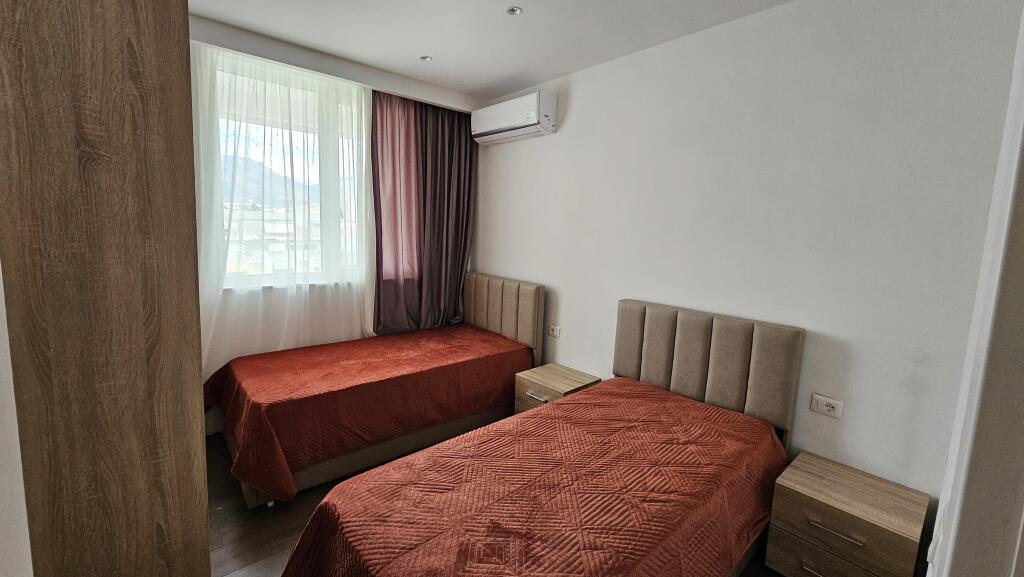 Apartament 2+1+2 per qira,Prane Prokurorise se Tiranes
