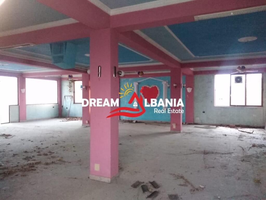 Premises for rent with yard in Laknas, Tirana (ID 4281171)