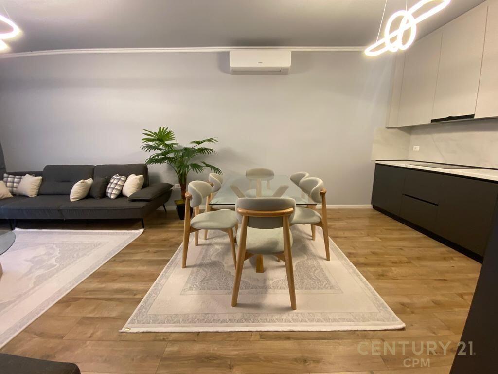 APARTMENT 2+1 WITH PARKING SPACE FOR RENT AT DRY LAKE!