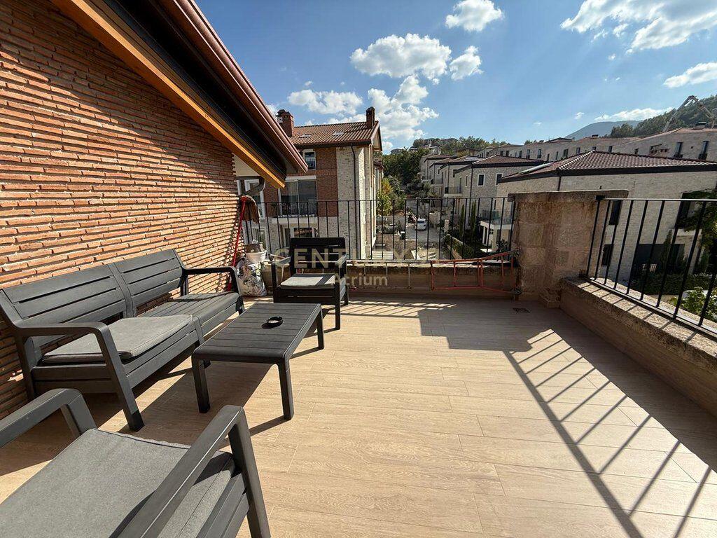 FOR RENT APARTMENT 3+1+2+VERANDA+3 PARKING SPACES! 1,900 € /Month