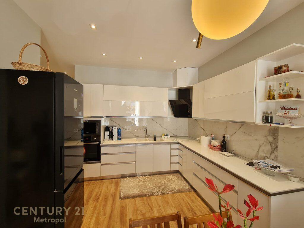 Apartment 3+1 for sale near Tegu 430,000 €