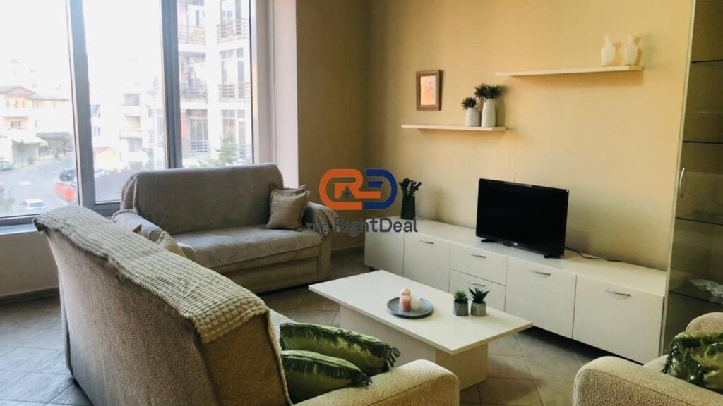 Tek Fillimi i Ish Tregut Elektrik, Shitet Super Apartament 1+1!!!