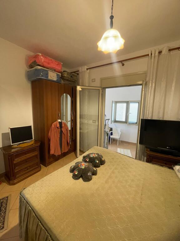 🏡 3-STORY VILLA FOR SALE SCHOOL 2 GJELAT DURRËS