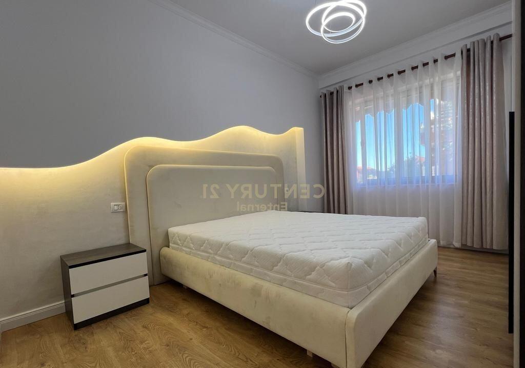 Appartamento 2+1+2 In Vendita ad Astir Tirana.