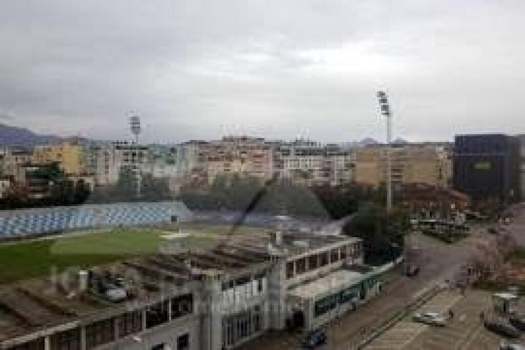 Qera, Apartament për Zyra, Stadiumi Dinamo, Tiranë.