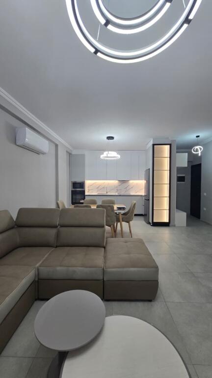 Affittasi appartamento 2+1+2 al Lago Secco 1200 euro/mese