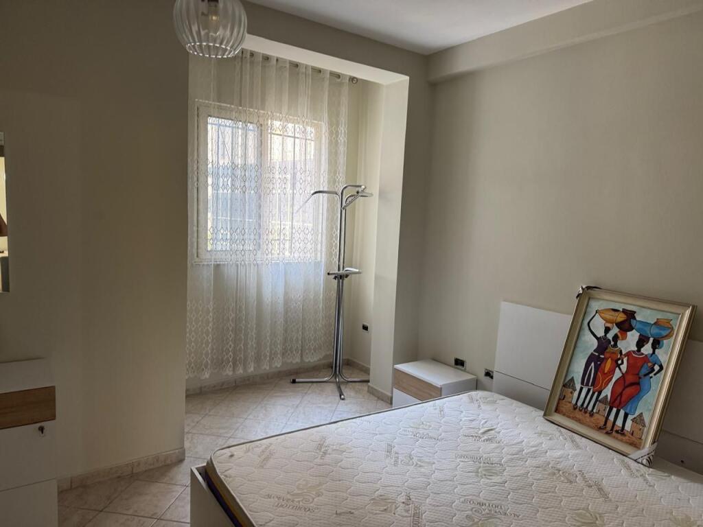 Jepet me qera 1+1