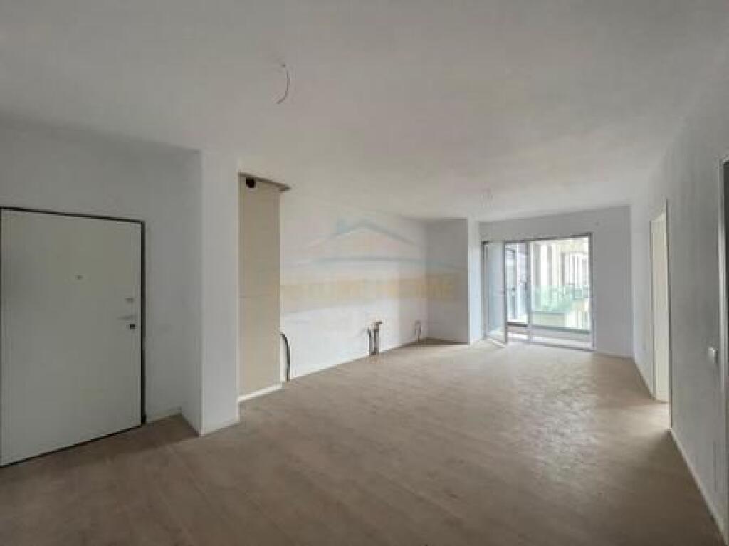 Shitet, Apartament 2+1+2, Rruga Jordan Misja, Tirane