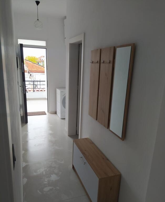 🏙️ Jepet me qira apartament 2+1 ne Astir!