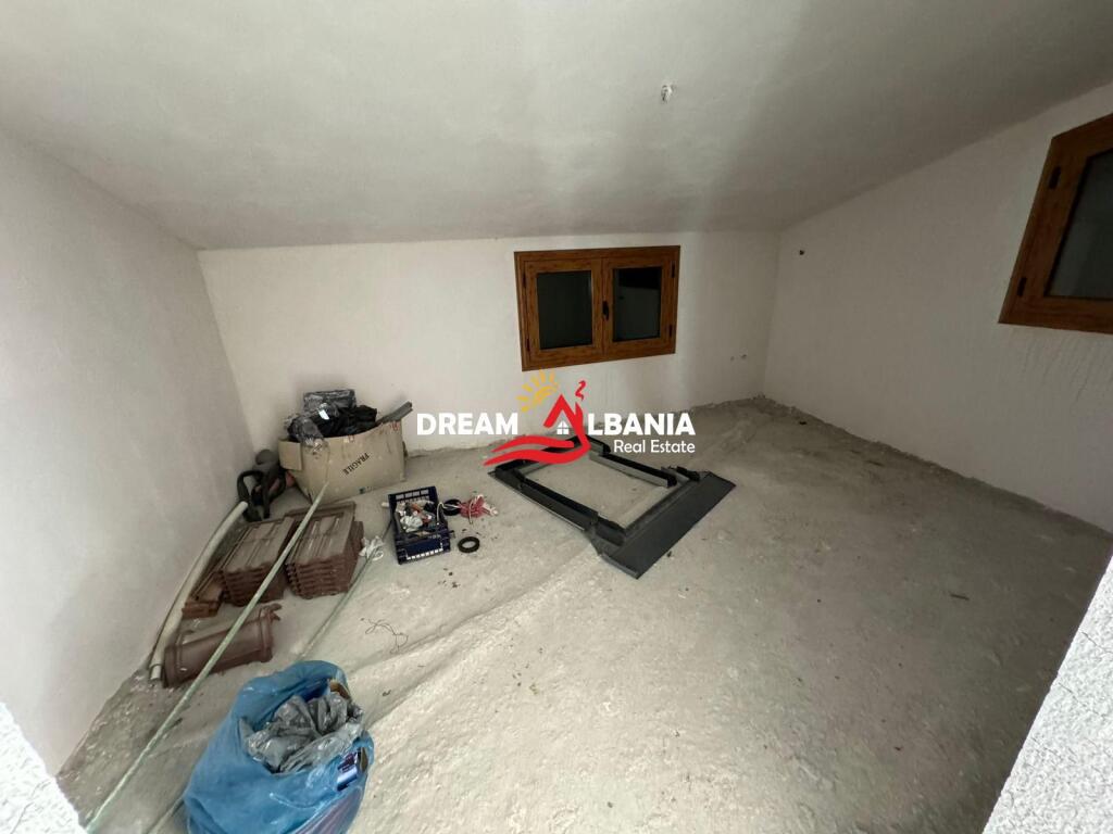 Villa di 3 piani in affitto tra Ndroq e Peza e Vogel, Tirana (ID 4251334).