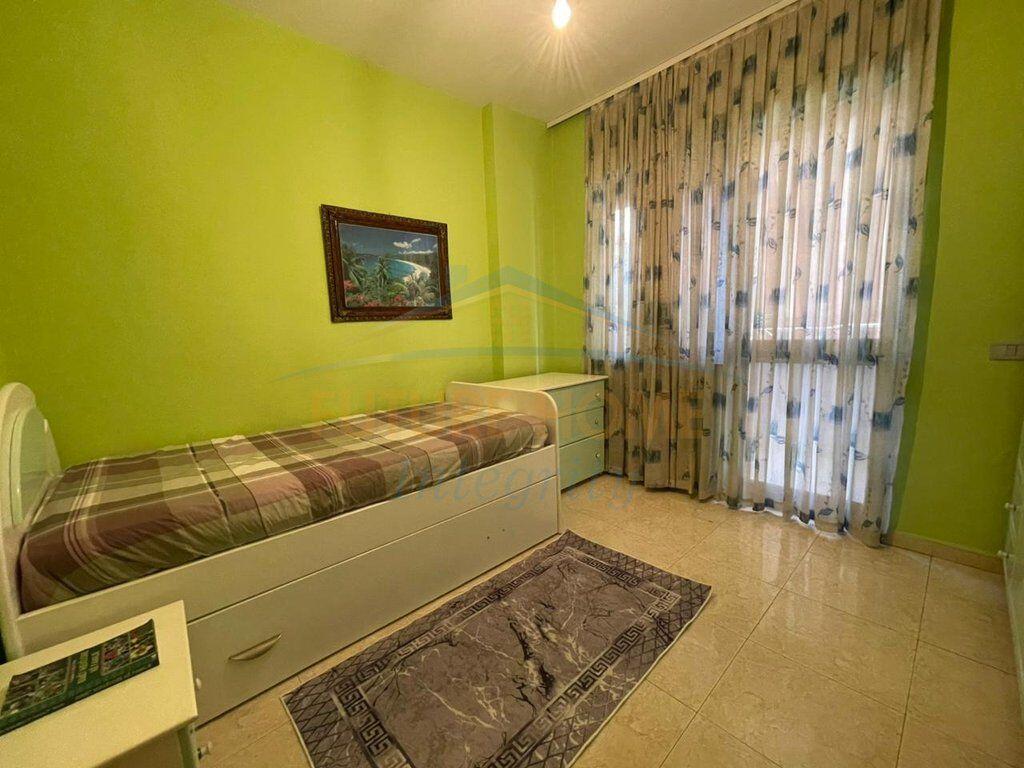 Affitto, Appartamento 2+1, Vasil Shanto, Tirana.