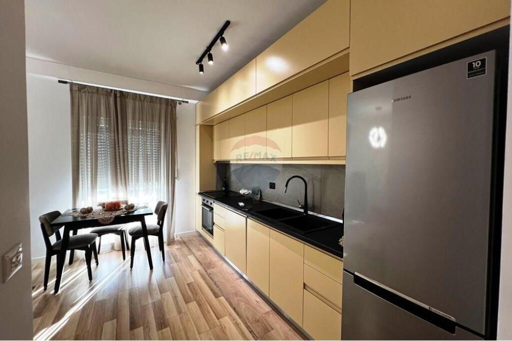 apartament me qira , residenca quartum