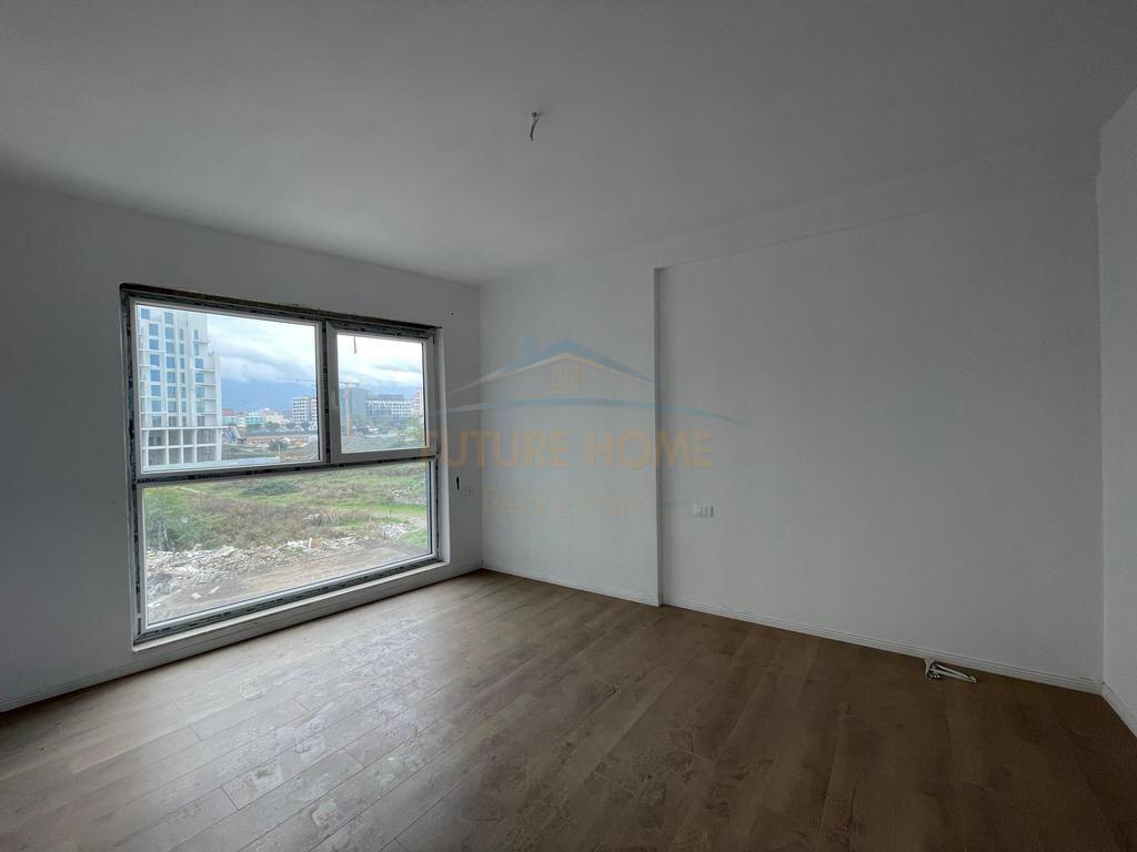 Shitet, Apartament 2+1+2, Rruga Jordan Misja, Tirane