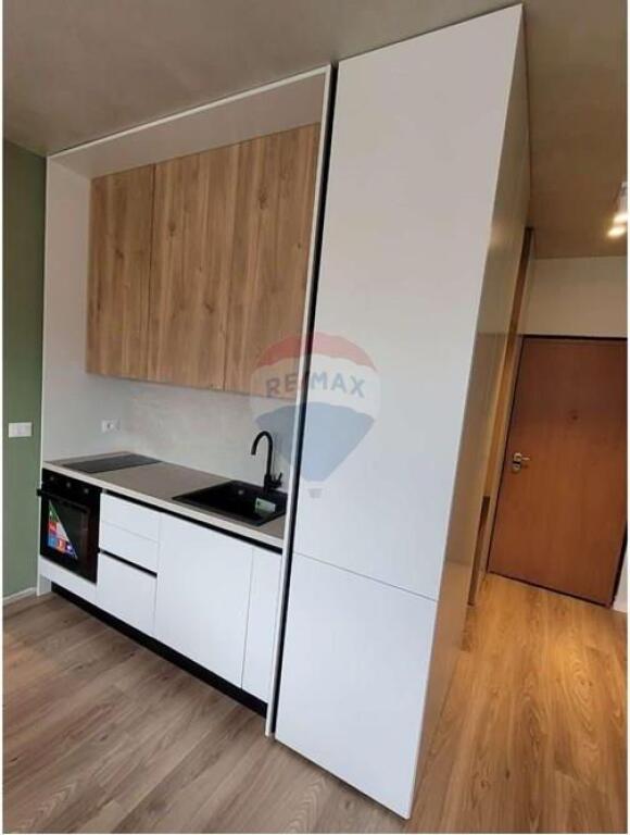 apartament me qira ne astir , prane bar artistit