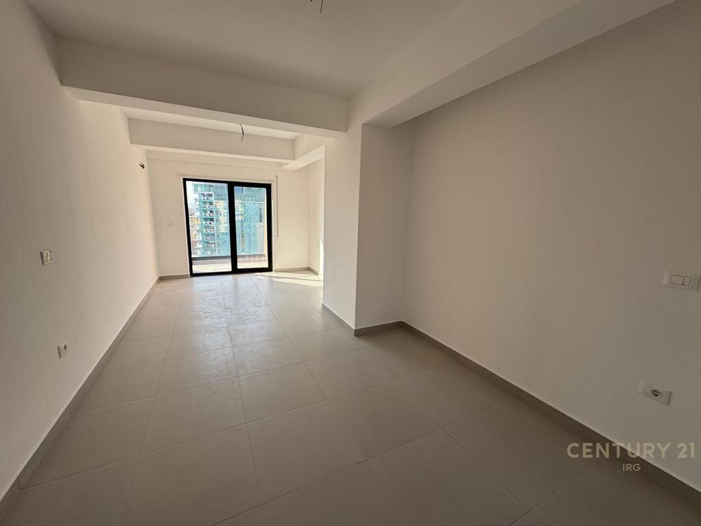 Apartment 3+1+2 on Kavaje Street.