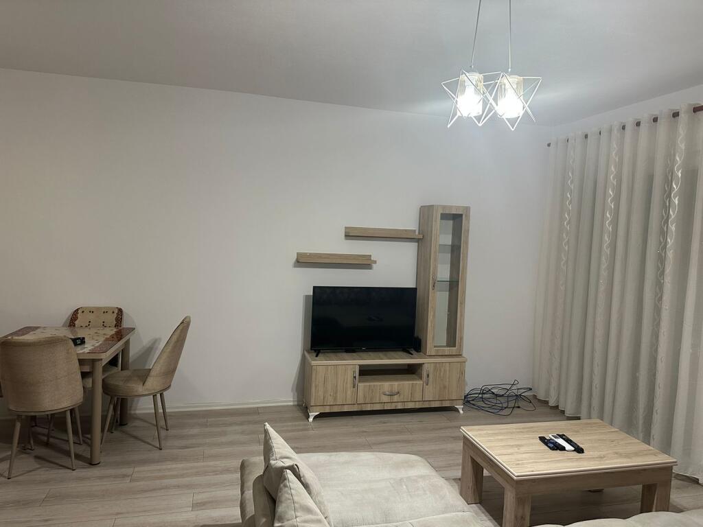 Apartament me qera 1+1 Prokuroria