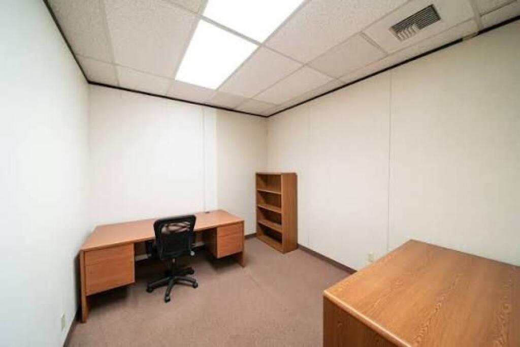 OFFICE FOR RENT NEAR THE TIRANA COURT 550 EURO