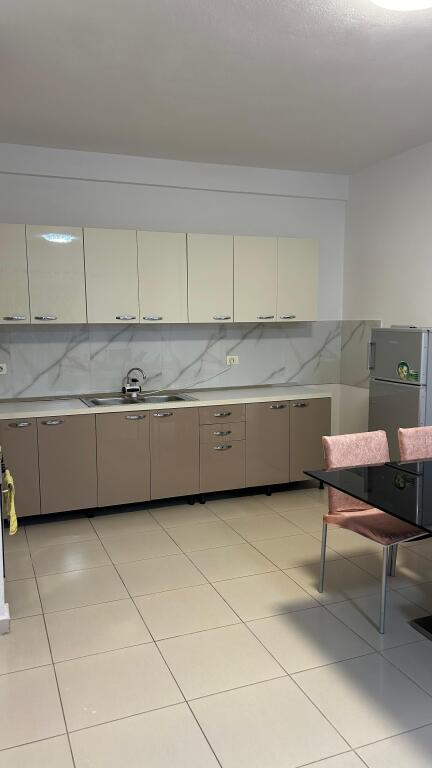 Apartment 3+1+2 for rent, Yzberisht, Demneri Street