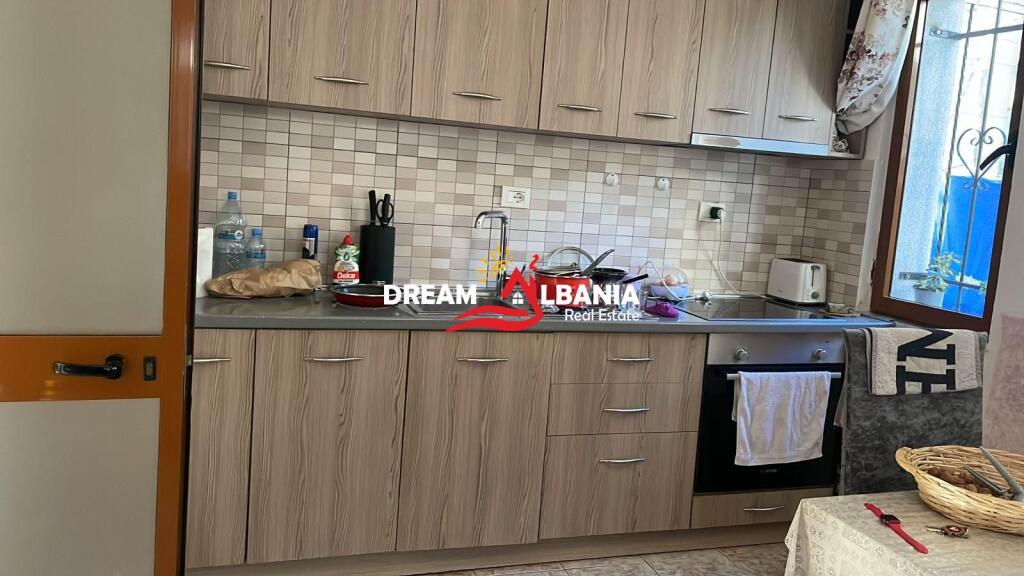 Casa privata 1+1 in vendita vicino al Terminal Nord, Tirana (ID 4141047)