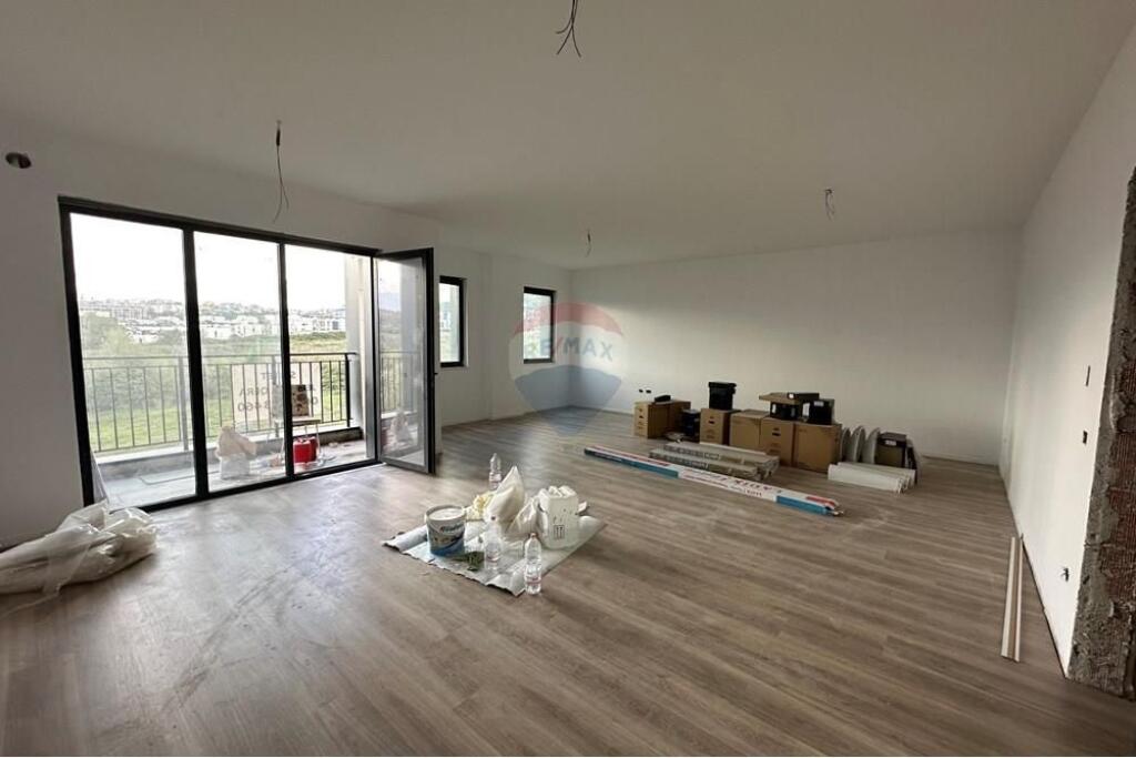 Shitet, Apartament 2+1 , Liqeni i Thatë