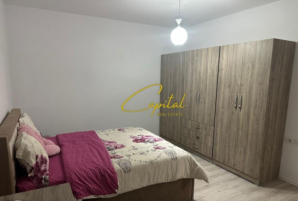 APARTAMENT ME QERA 1+1 PROKURORIA E TIRANES 600 EURO