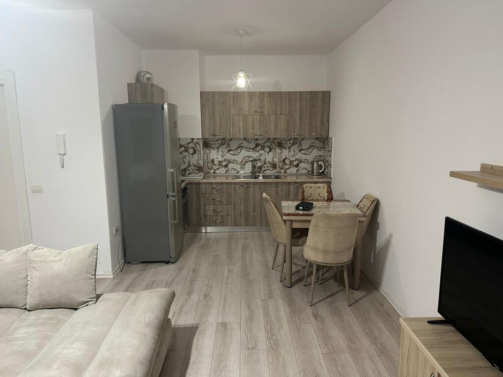 Apartament me qera 1+1 Prokuroria