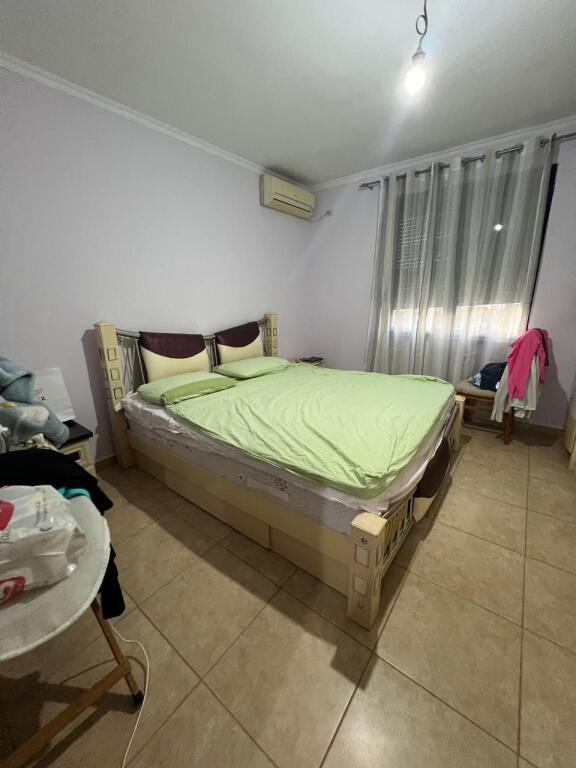 Shitet Apartament 1+1+Ballkon 125.000€ Kinostudio, Ministria e Kultures, Tirane