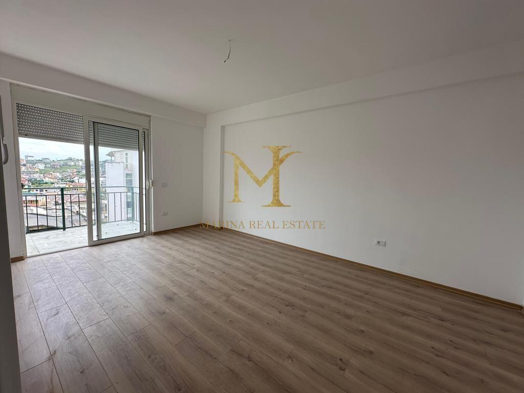 Shitet apartament 1+1 ne Plazh Iliria!!