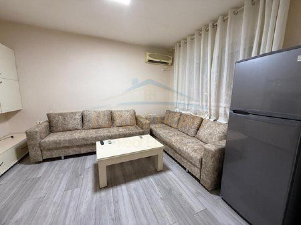 Shitet, Apartament 1+1, Myslym Shyri