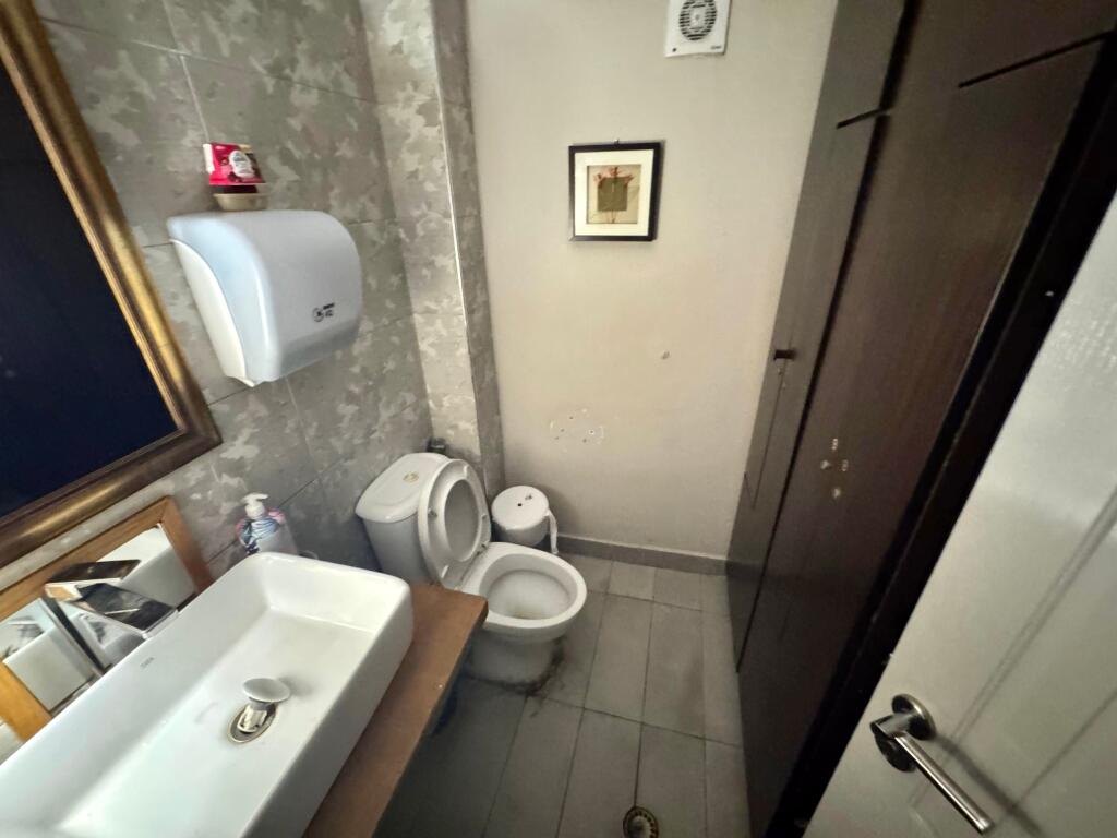 📣 VENDESI ATTIVITÀ Ristorante (NON LO SPAZIO) 📍Via Frederik Shiroka ✨