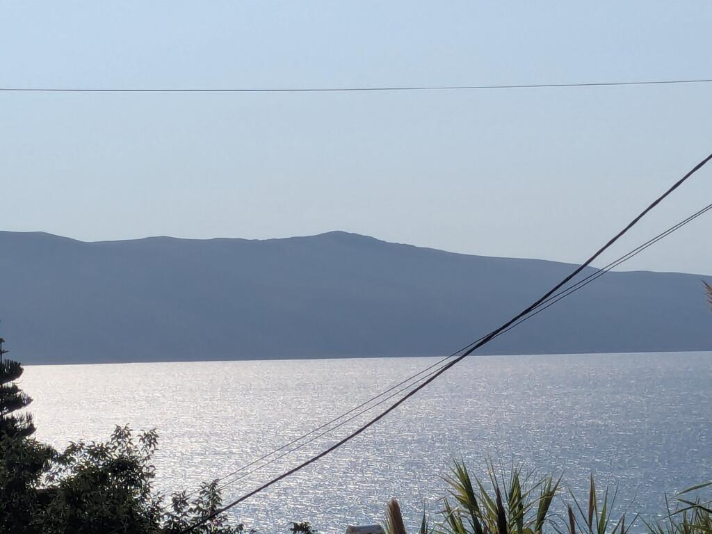 LOCALI COMMERCIALI IN VENDITA SUL LUNGOMARE DI VLORA