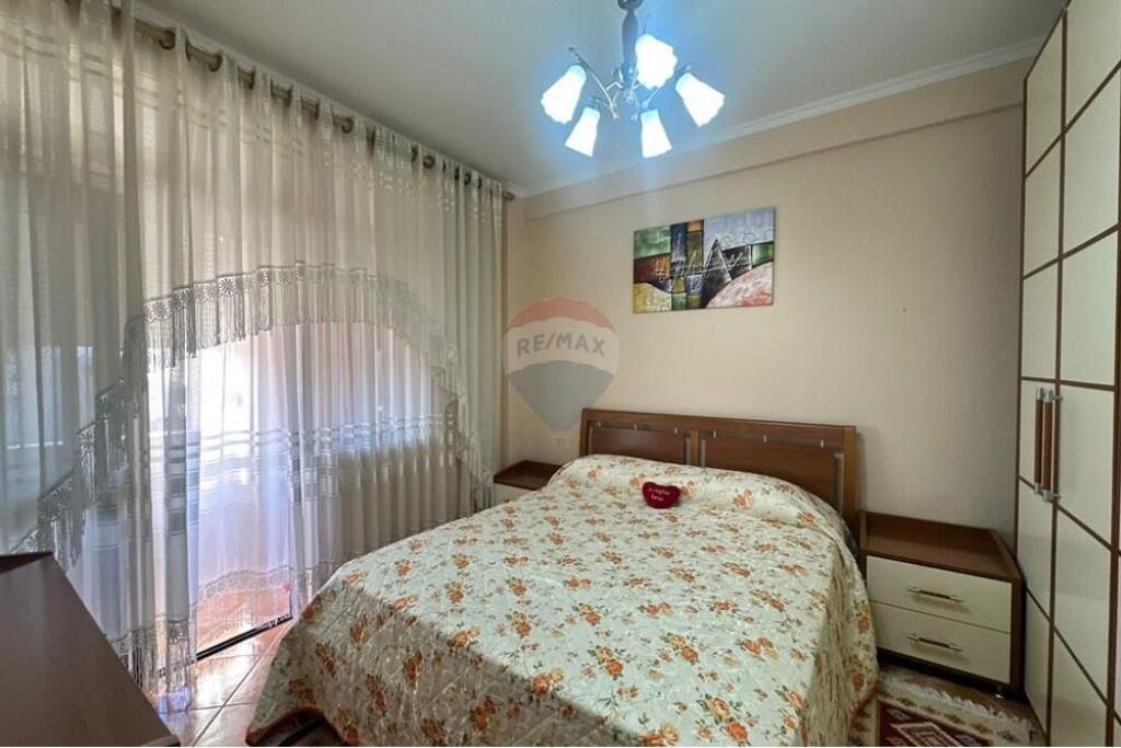 Apartment 2+1 for rent Near Niket Dardani school