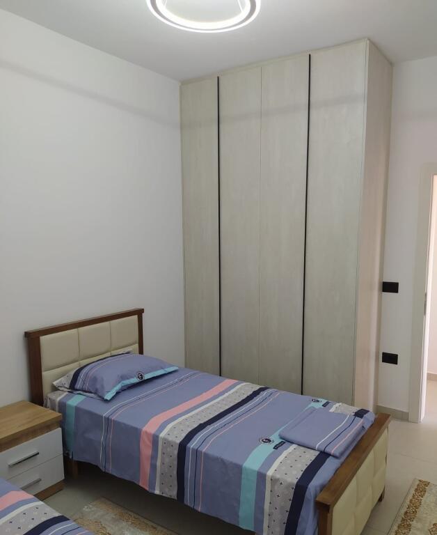 🏙️ Jepet me qira apartament 2+1 ne Astir!