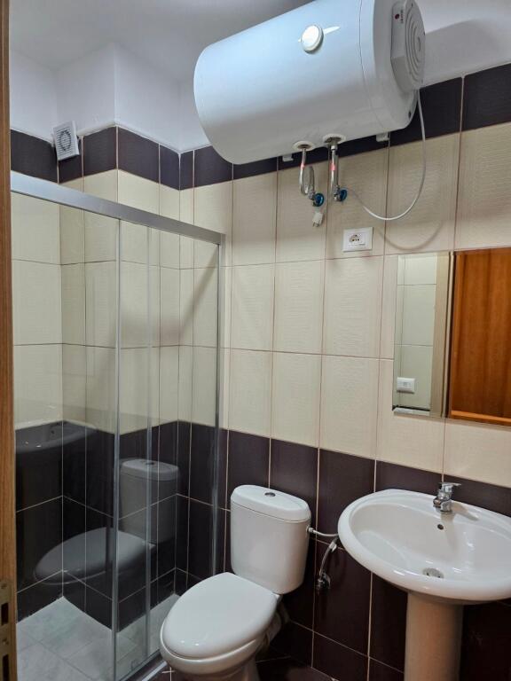 📣 QERA Apartament 2+1 📍 Pallatet Cabej, Misto Mame ✨