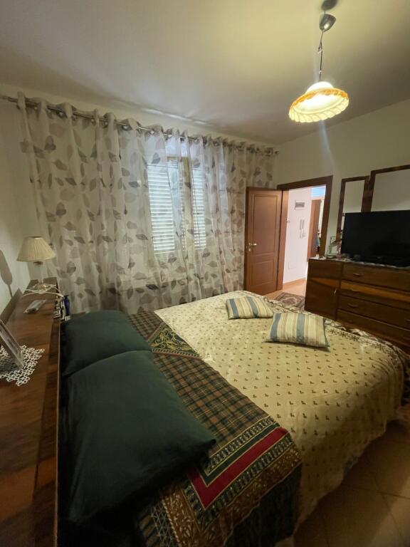 🏡 3-STORY VILLA FOR SALE SCHOOL 2 GJELAT DURRËS