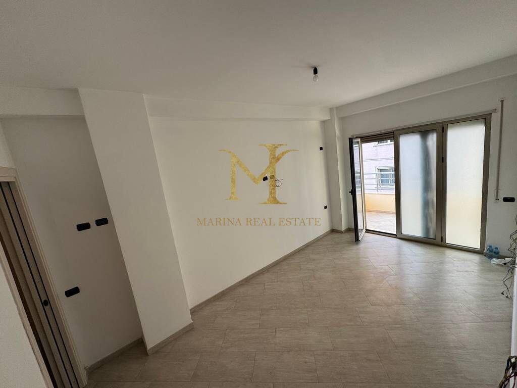 SHITET APARTAMENT 2+1 QENDER DURRES