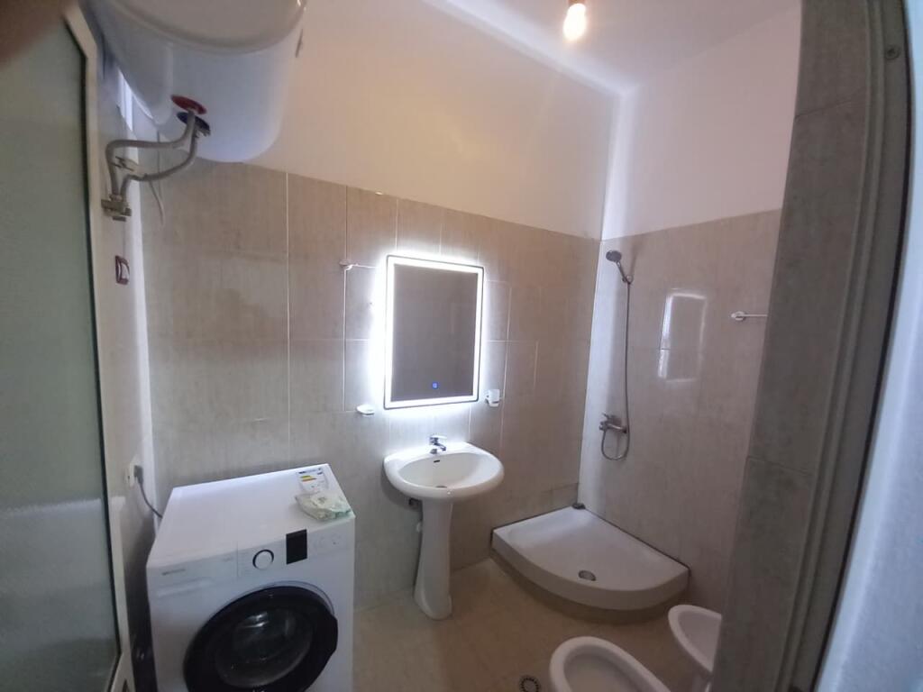 🏡 Appartamento moderno 2+1+2 in affitto a Fresk
