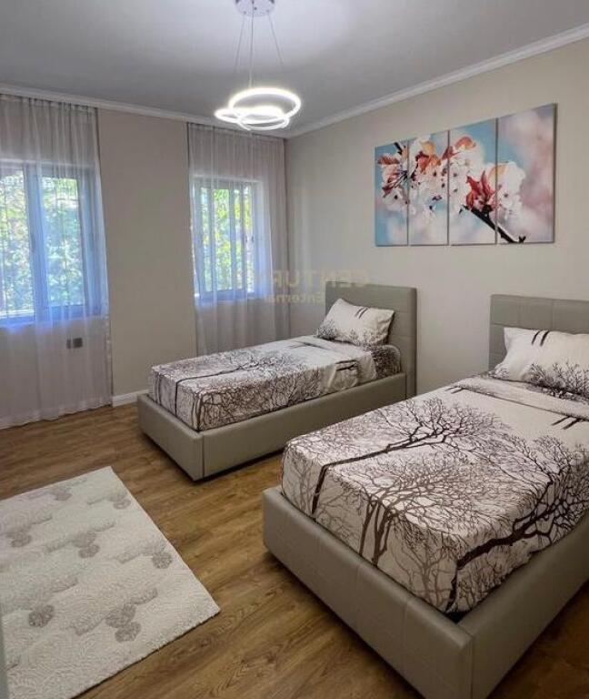 Appartamento 2+1+2 In Vendita ad Astir Tirana.