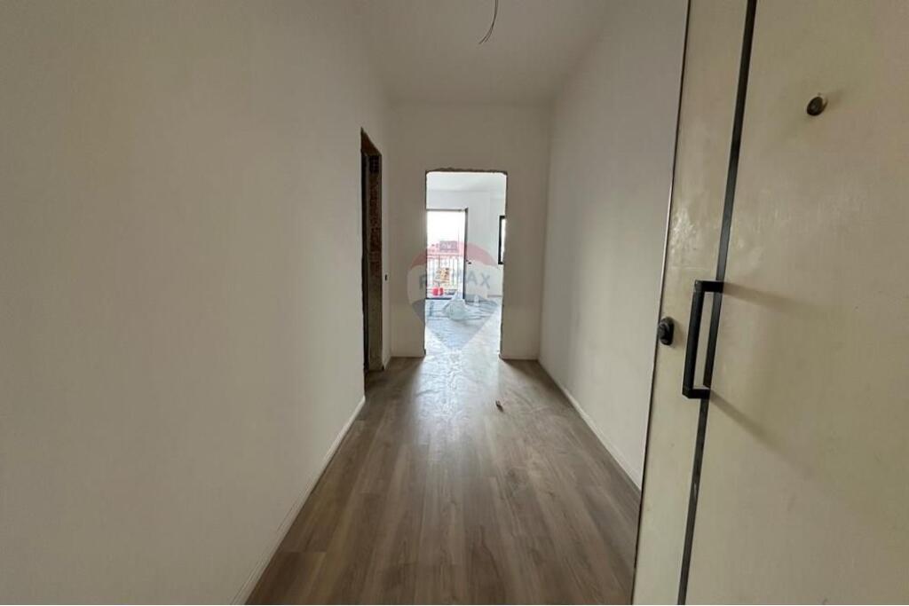 Shitet, Apartament 2+1 , Liqeni i Thatë