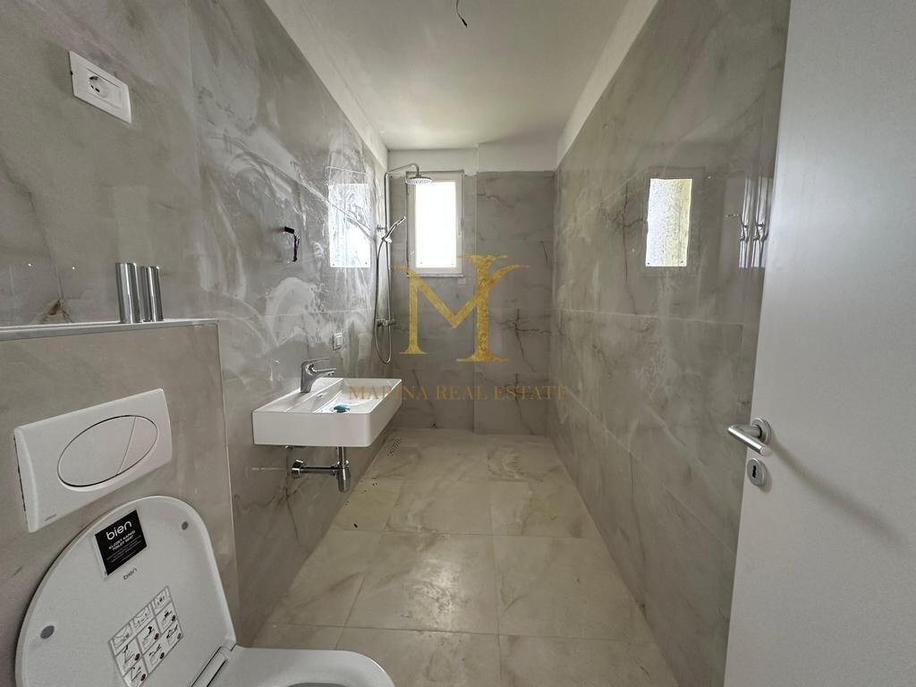 Shitet apartament 1+1 ne Plazh Iliria!!