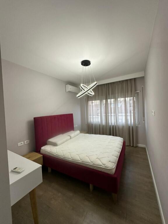 DUPLEX CON CORTILE IN VENDITA PRESSO LA RESIDENZA KODRA E DIELLIT 1