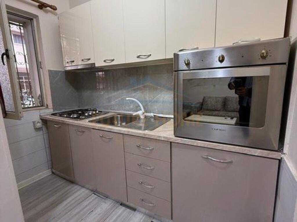 Shitet, Apartament 1+1, Myslym Shyri
