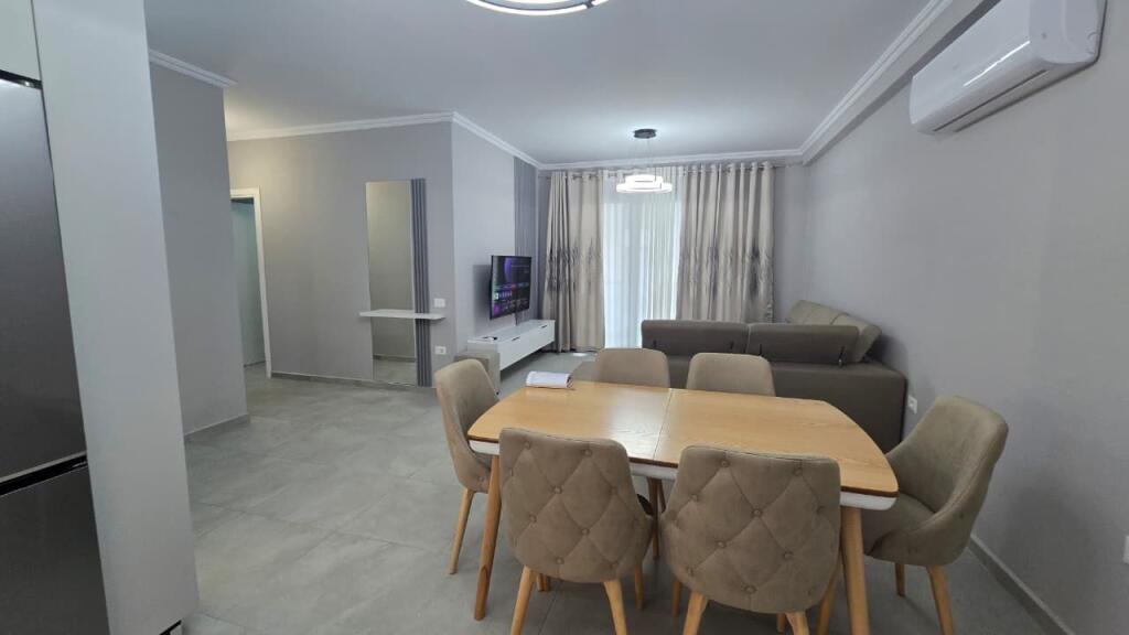 Affittasi appartamento 2+1+2 al Lago Secco 1200 euro/mese