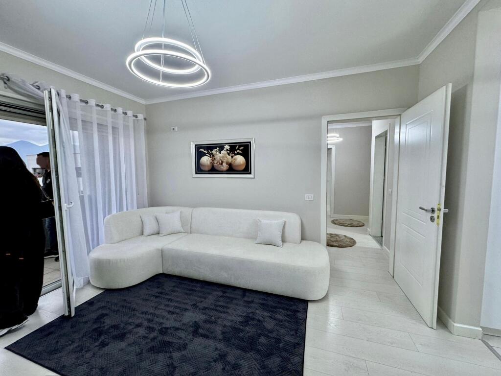 📣 VENDESI Appartamento 2+1 Con 2 Bagni E Balcone 📍ASTIR 🛣️ Via "Loni Ligori" ✨  