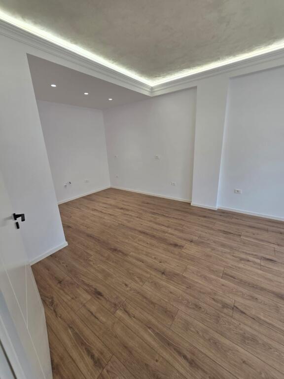 Apartment 2+1 at Condor Center Kavaja Street!
