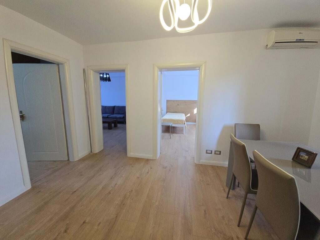 VENDESI SUPER APPARTAMENTO 3+1 A VOLLGA DURRES