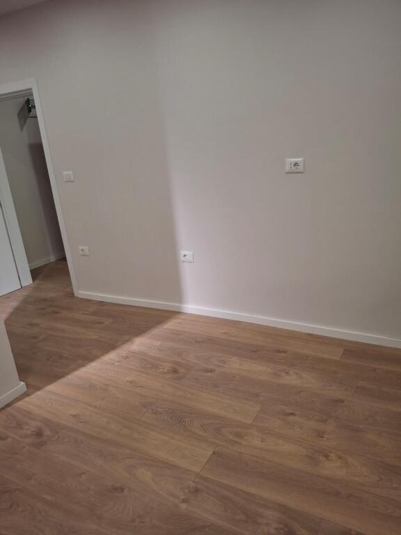 Apartment 2+1, Myslym Shyr!